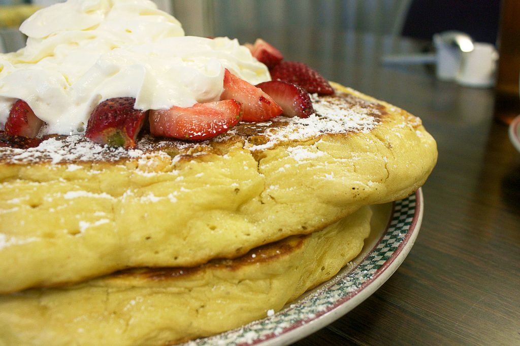 The Grrrreat Pancakes at Jethro's Fine Grub | tryhiddengems.com