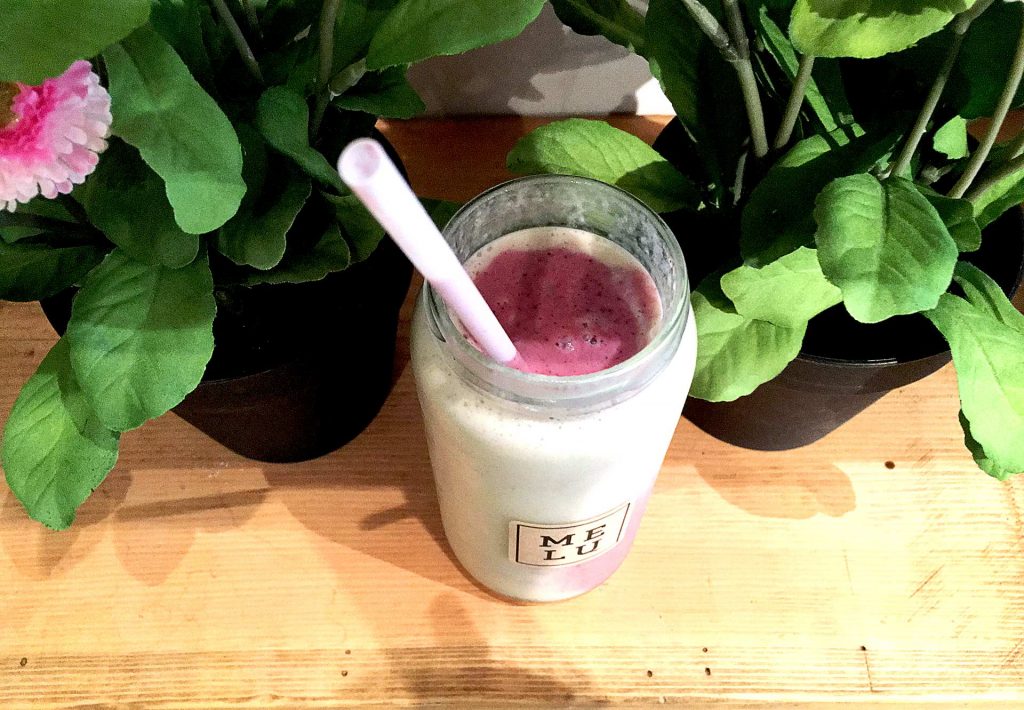 Berry Colada Smoothie at Melu Juice Bar | tryhiddengems.com