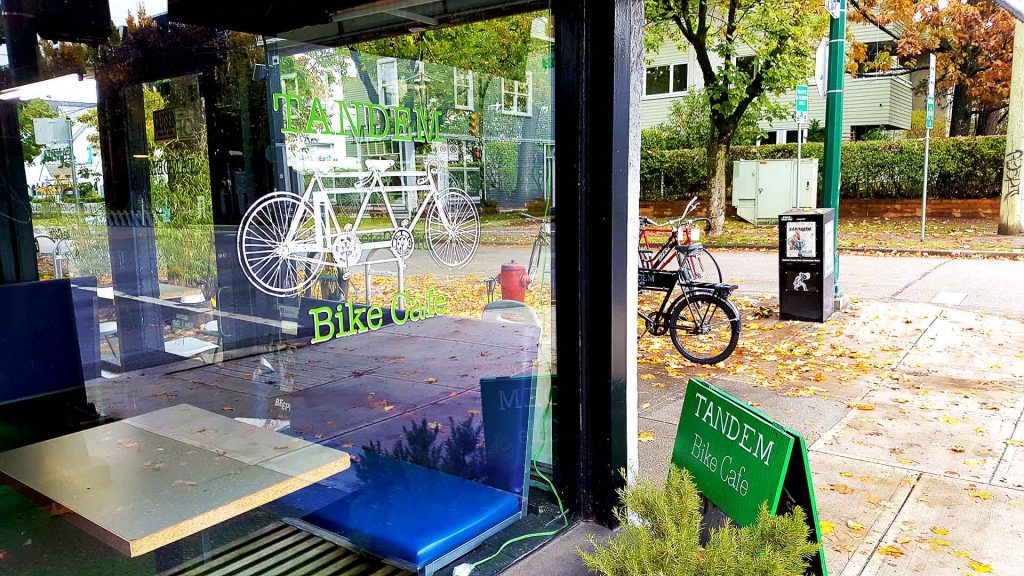 Mocha at Tandem Bike Cafe | tryhiddengems.com