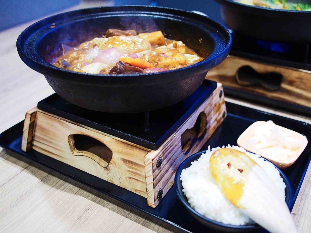 Szechuan Spicy Sauce Stew at Hiro's Stew House | tryhiddengems.com