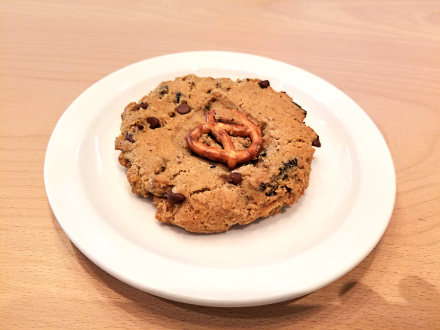 Bonus Cookie at Bonus Bakery | Hidden Gems Vancouver