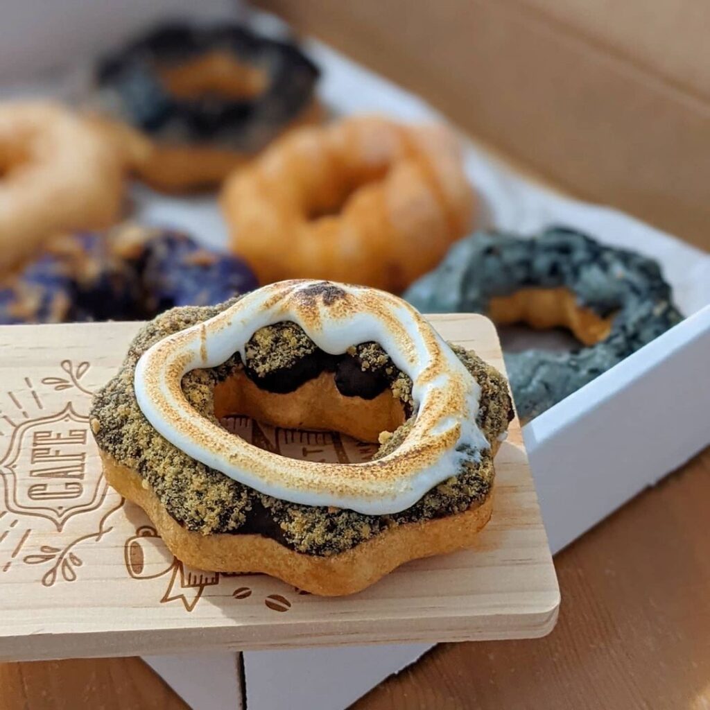 S'mores Mochi Donut at Mochido | Hidden Gems Vancouver